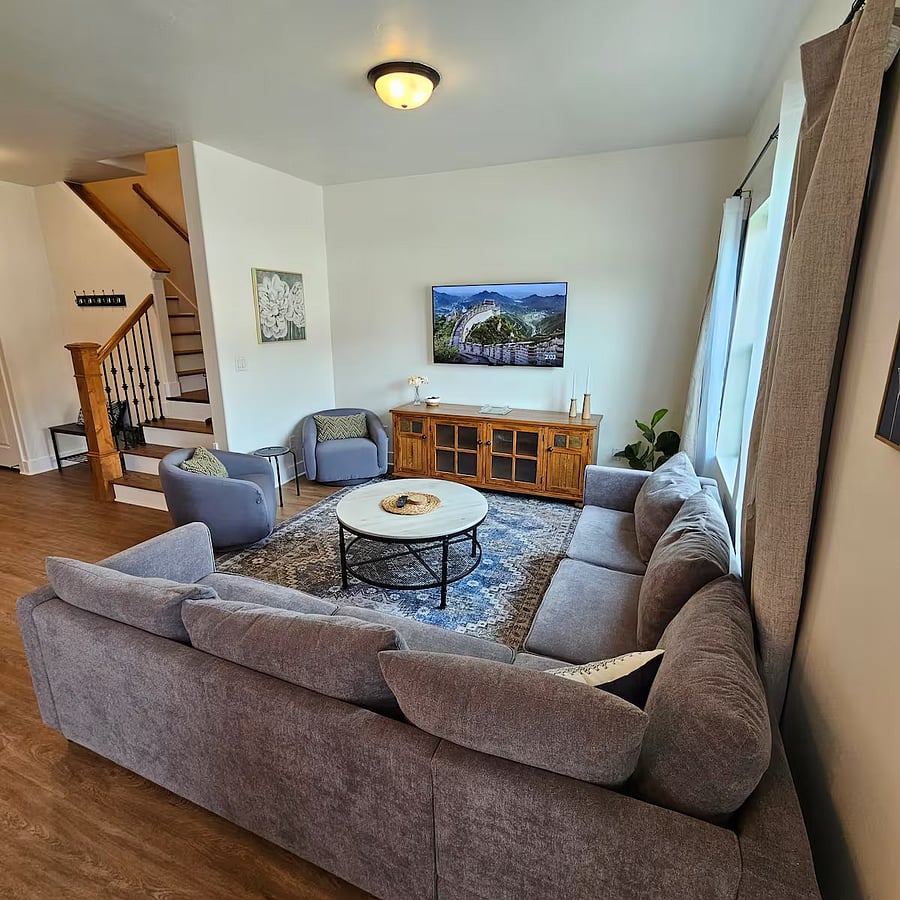 Furnished Finder property 1009273_1 photo 3