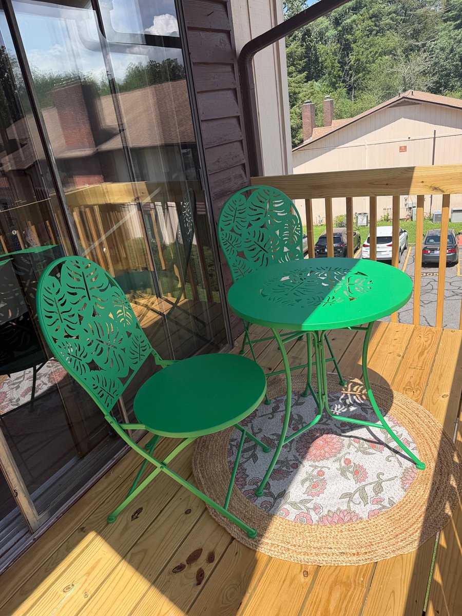 Exterior balcony off upper queen bedroom