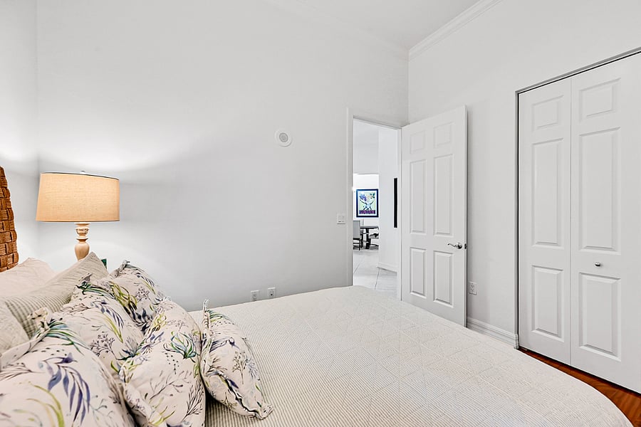 Furnished Finder property 1009295_1 photo 32