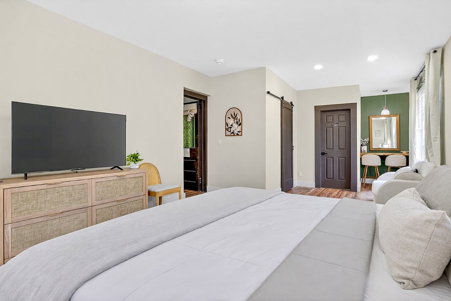 Furnished Finder property 1009318_1 photo 22