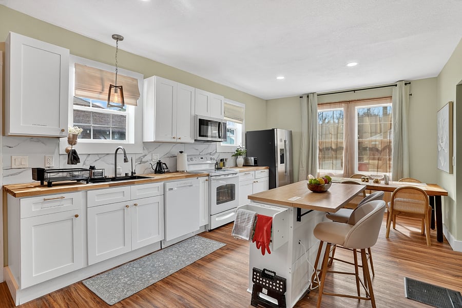 Furnished Finder property 1009318_1 photo 12