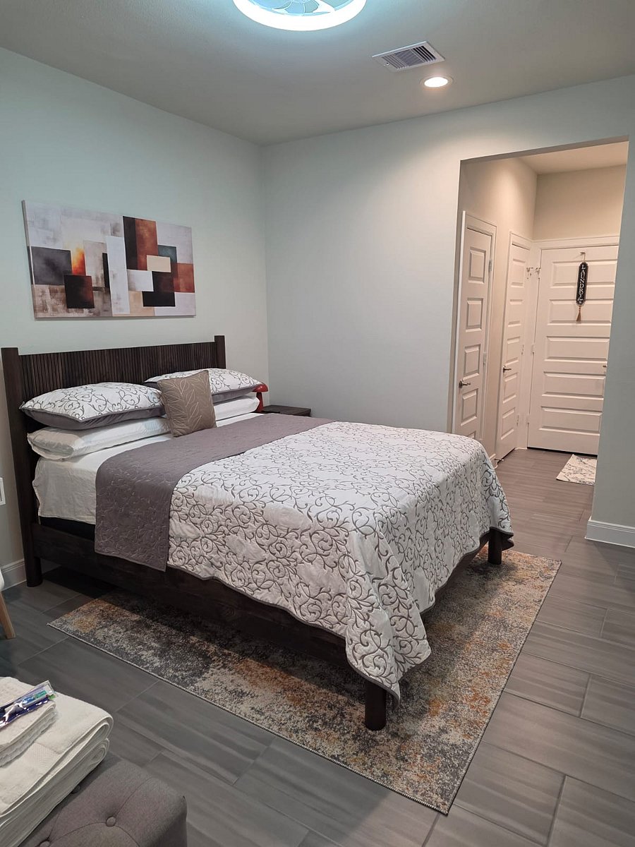 Furnished Finder property 1009338_1 photo 2