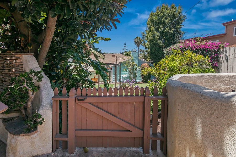 Furnished Finder property 1009339_1 photo 34
