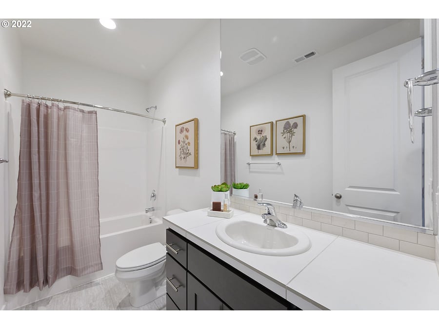 Furnished Finder property 1009353_1 photo 3