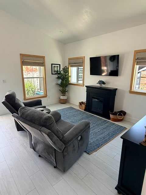 Furnished Finder property 1009378_1 photo 13