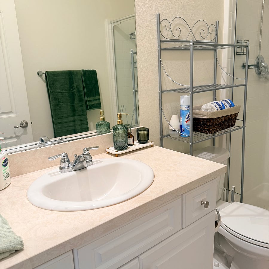 Furnished Finder property 1009396_1 photo 12