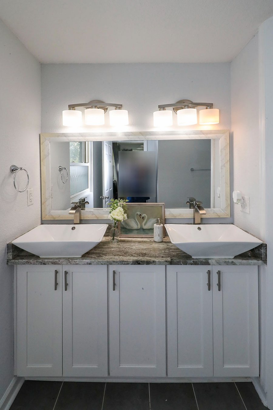 Sea Glass private bath