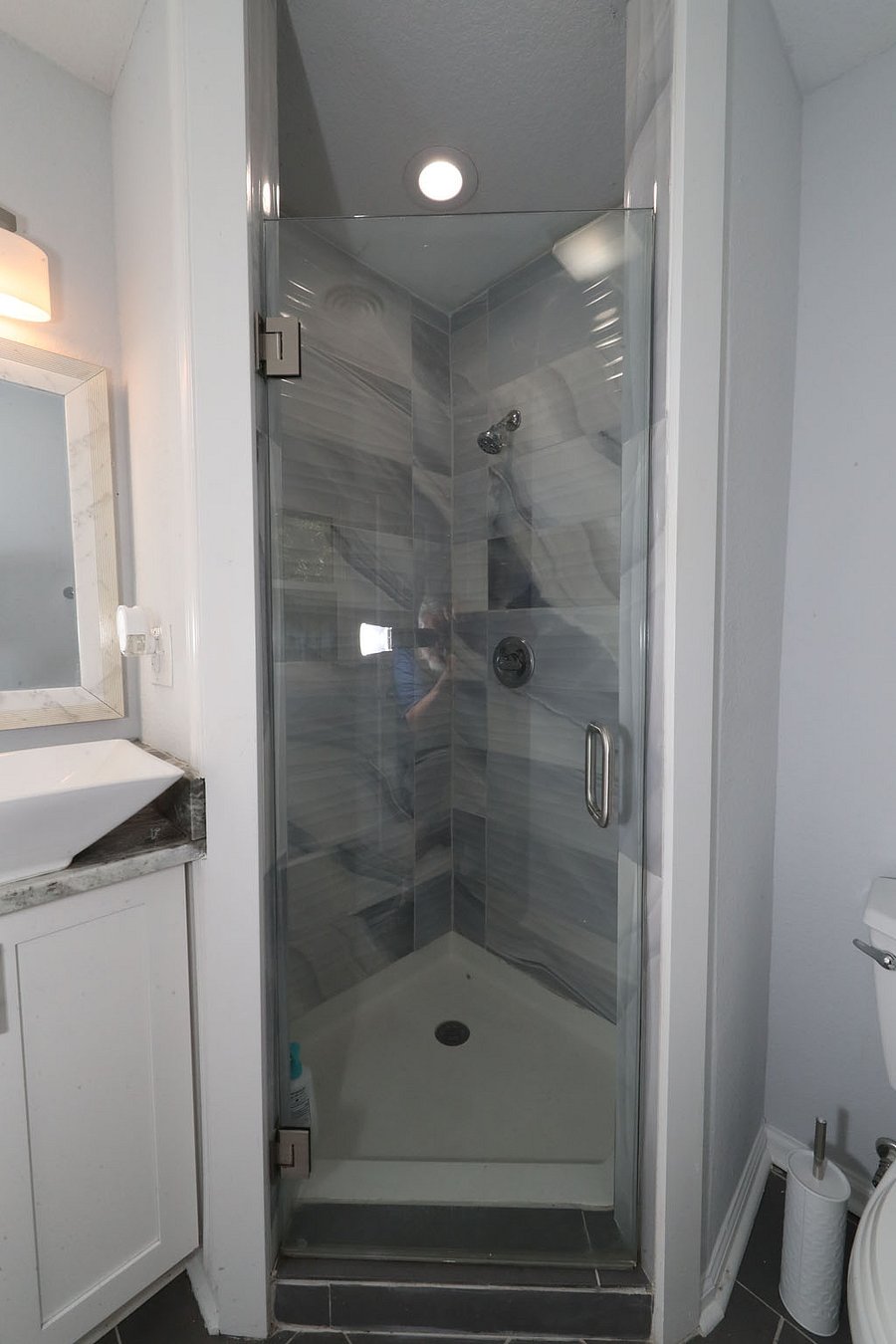 Sea Glass private bath