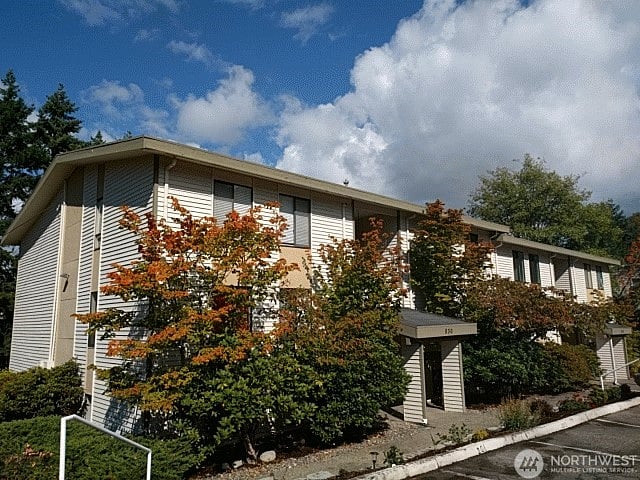 Furnished Finder property 1009436_1 photo 1