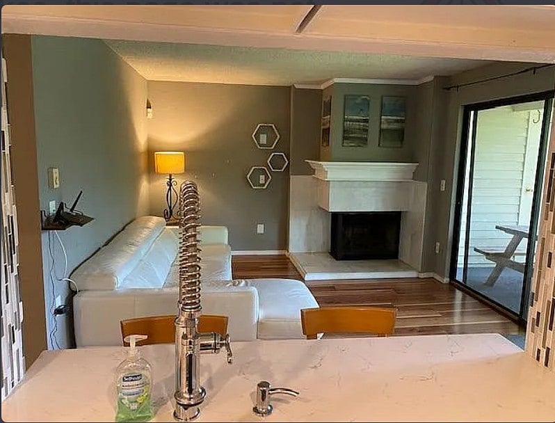 Furnished Finder property 1009436_1 photo 3