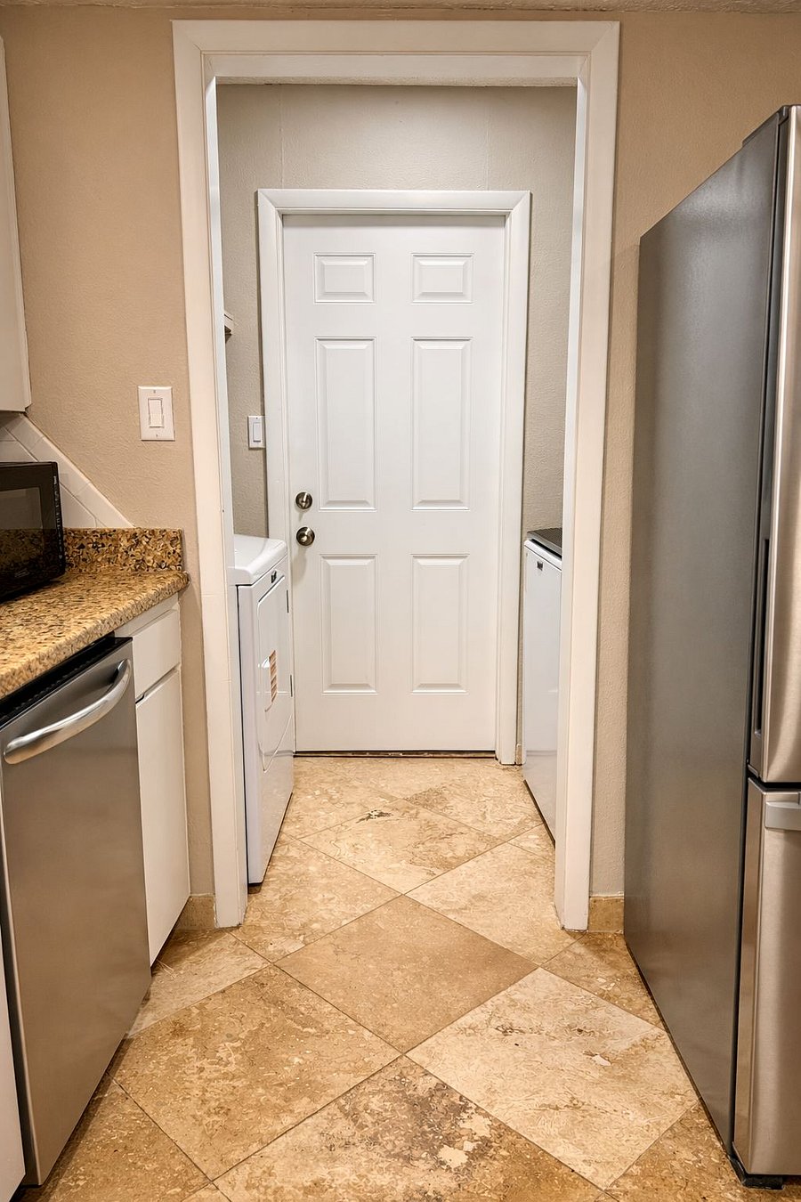 Furnished Finder property 1009445_1 photo 15