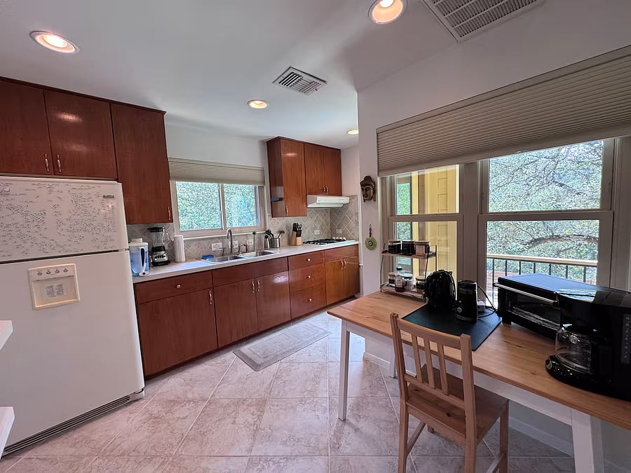 Furnished Finder property 1009467_1 photo 11