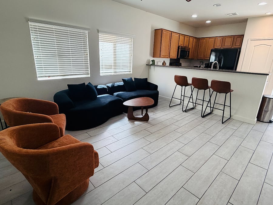 Furnished Finder property 1009468_1 photo 3