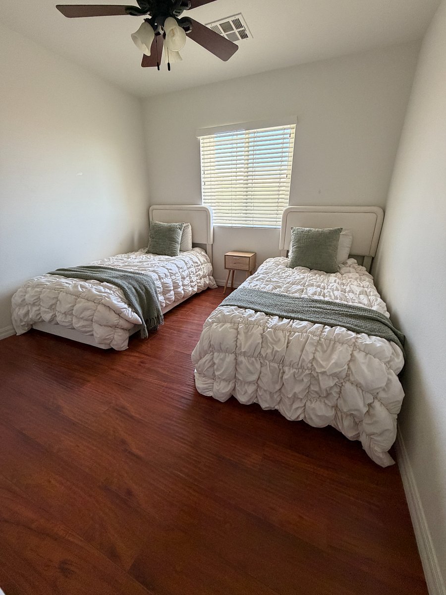 Furnished Finder property 1009468_1 photo 11