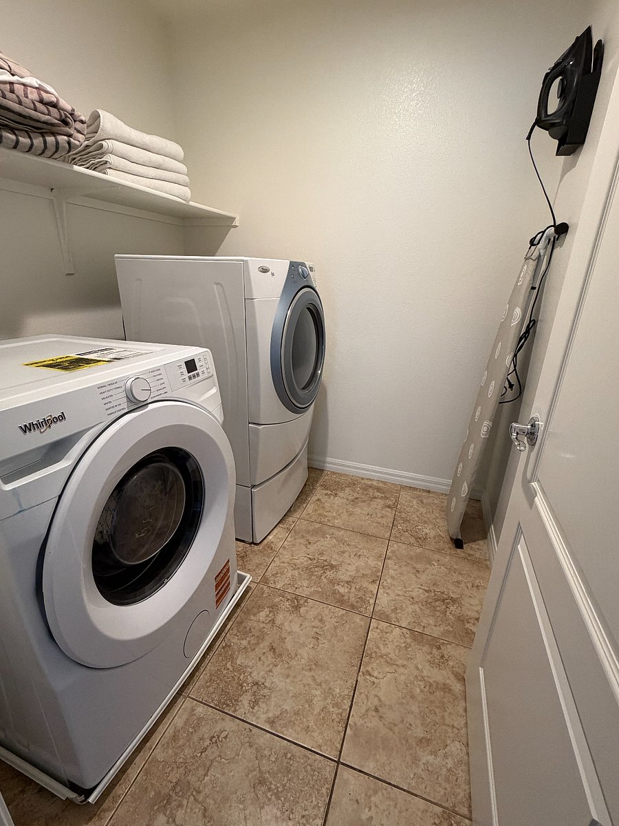 Furnished Finder property 1009468_1 photo 18