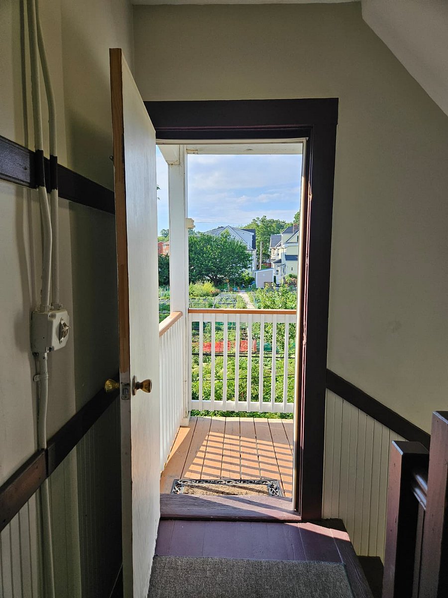 Furnished Finder property 1009472_1 photo 28