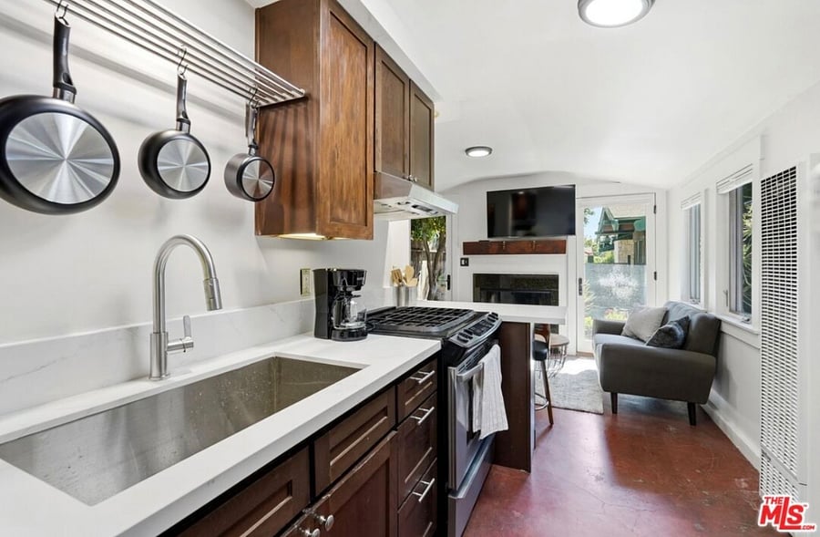 Furnished Finder property 1009502_1 photo 7