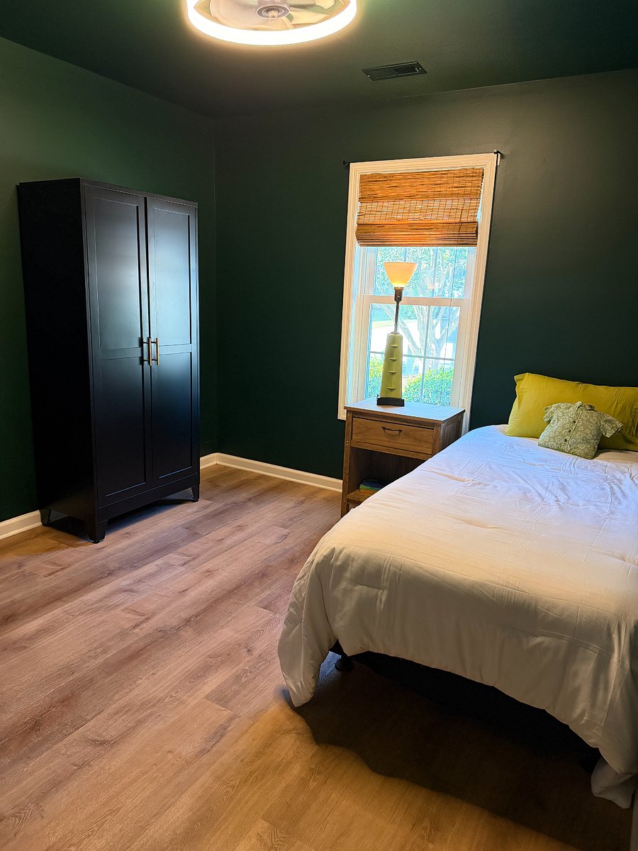 Office/ Guest room