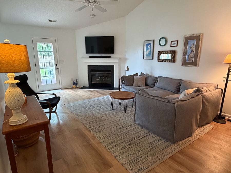 Furnished Finder property 1009503_1 photo 3