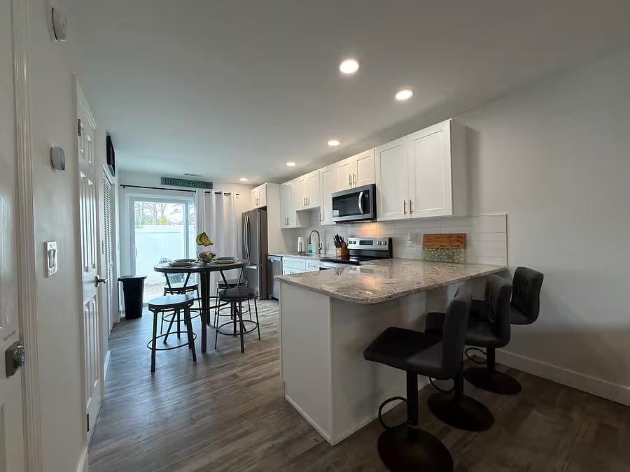 Furnished Finder property 1009521_1 photo 4