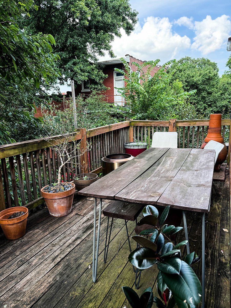 second-floor balcony 