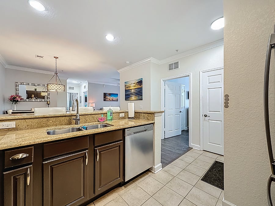 All the essentials: coffee maker for lazy mornings, blender for fresh drinks, and full-size appliances.