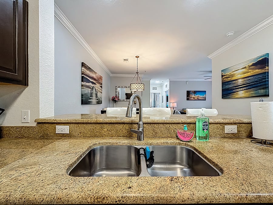 Stainless steel kitchen with dishwasher means more time relaxing, less time cleaning up.
_
