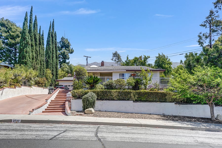Furnished Finder property 1009542_1 photo 1