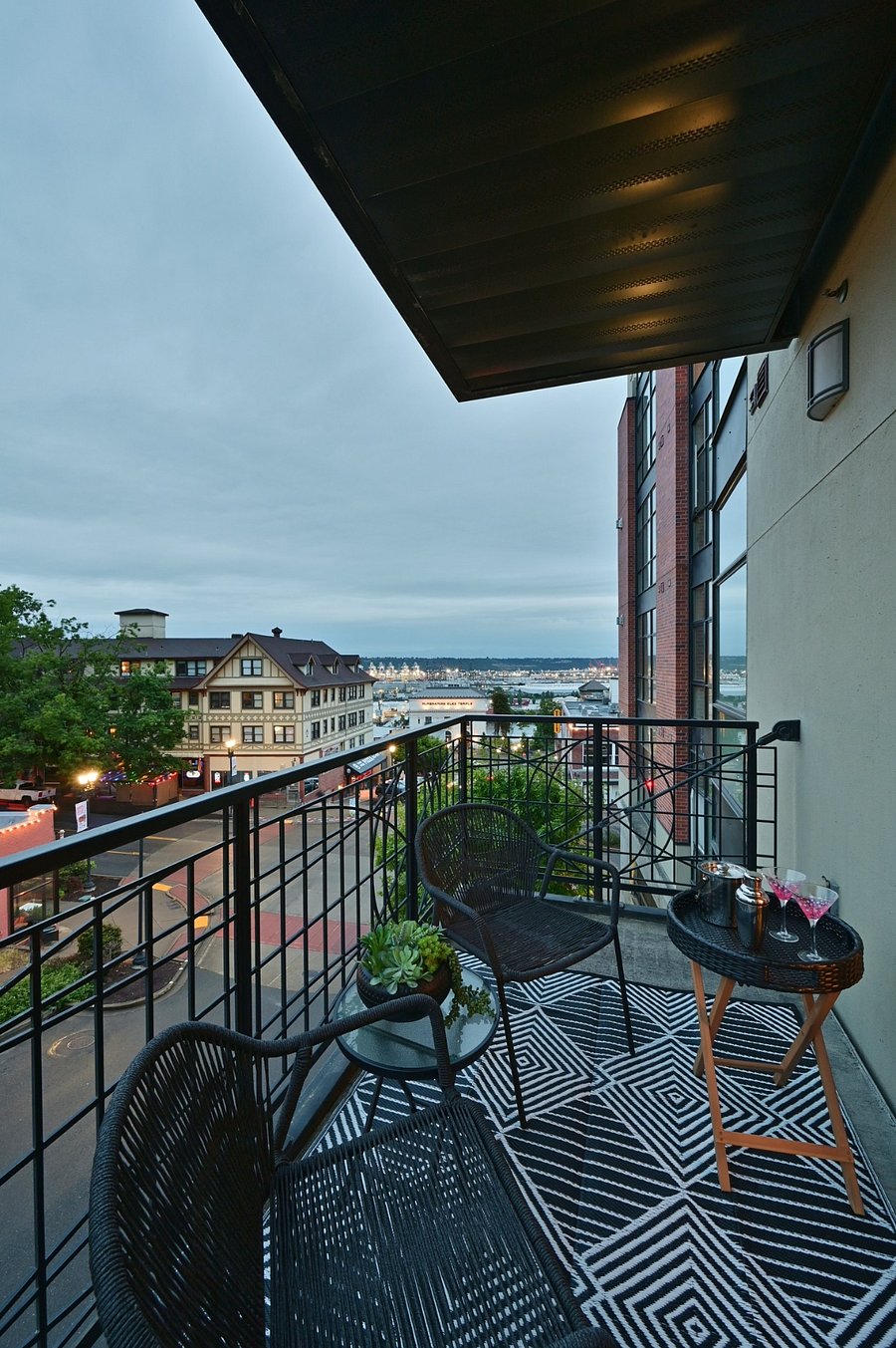 Furnished Finder property 1009544_1 photo 28