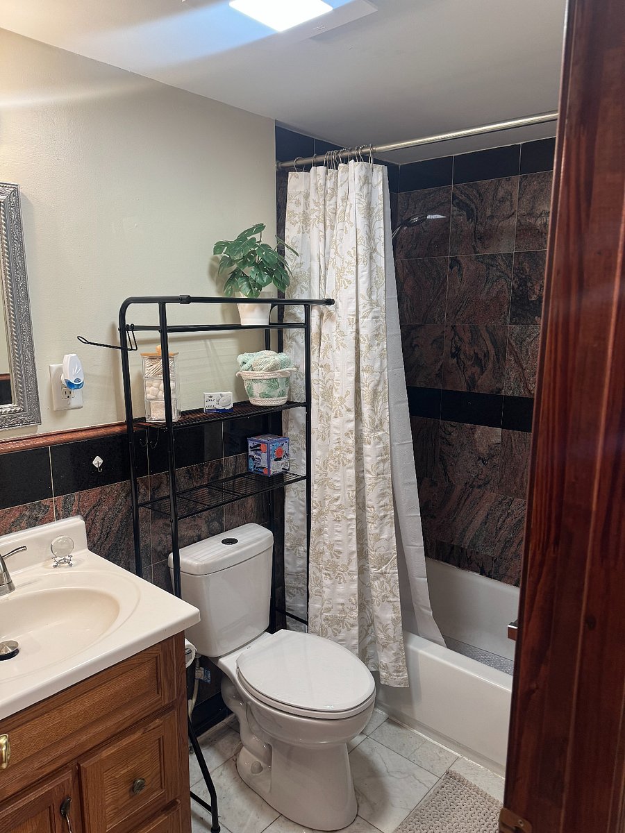 Furnished Finder property 1009547_1 photo 11