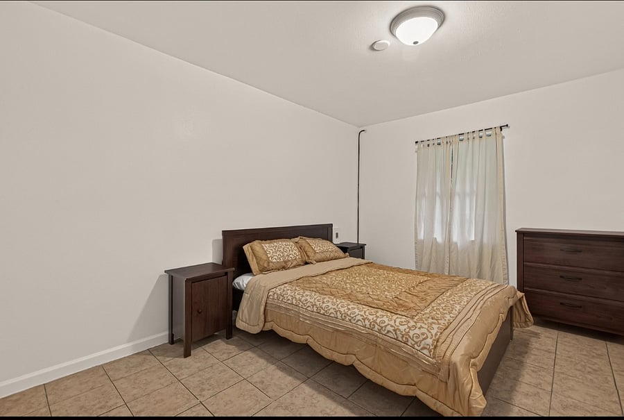 Furnished Finder property 1009561_1 photo 8