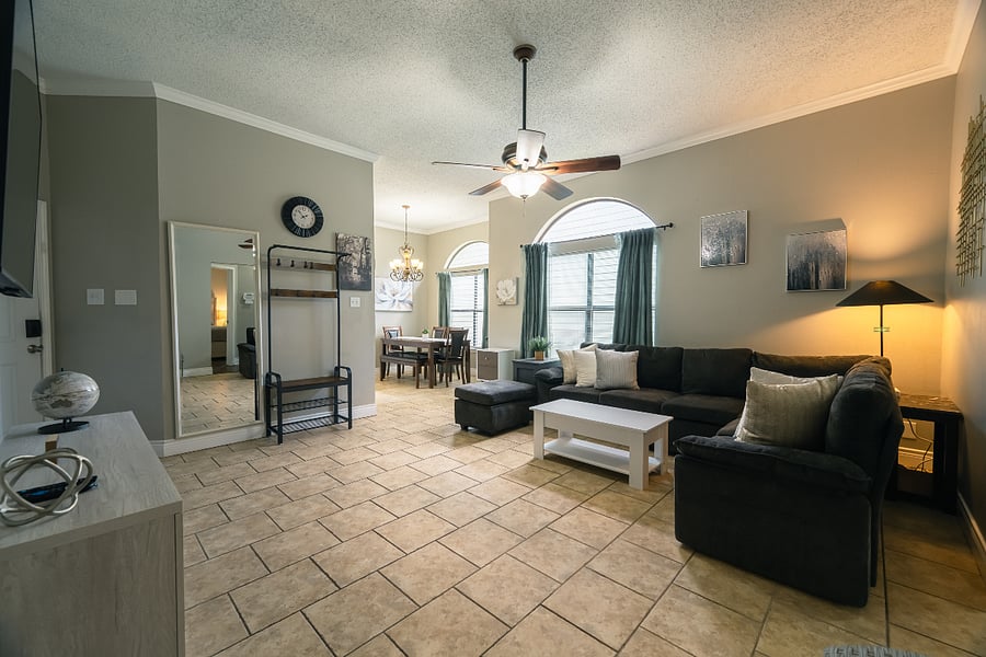 Spacious Living Area with plenty of seating