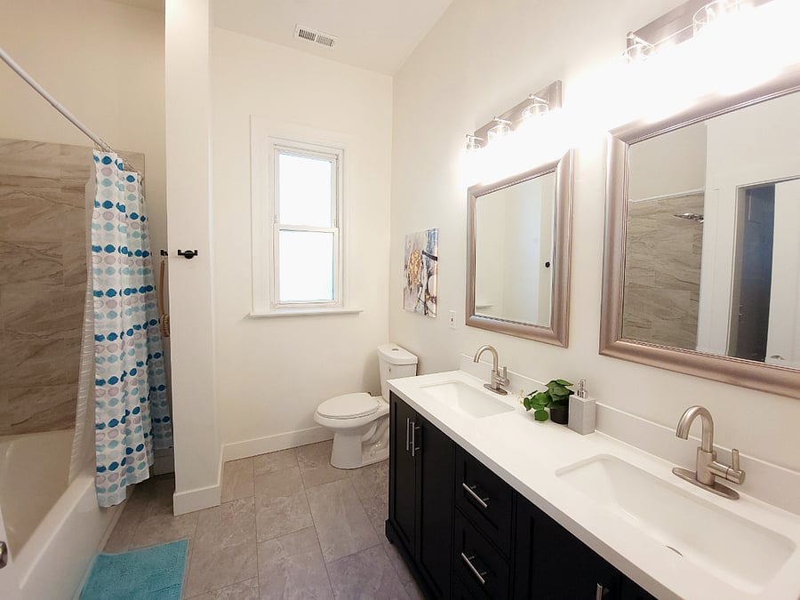 Primary Bedroom Bathroom