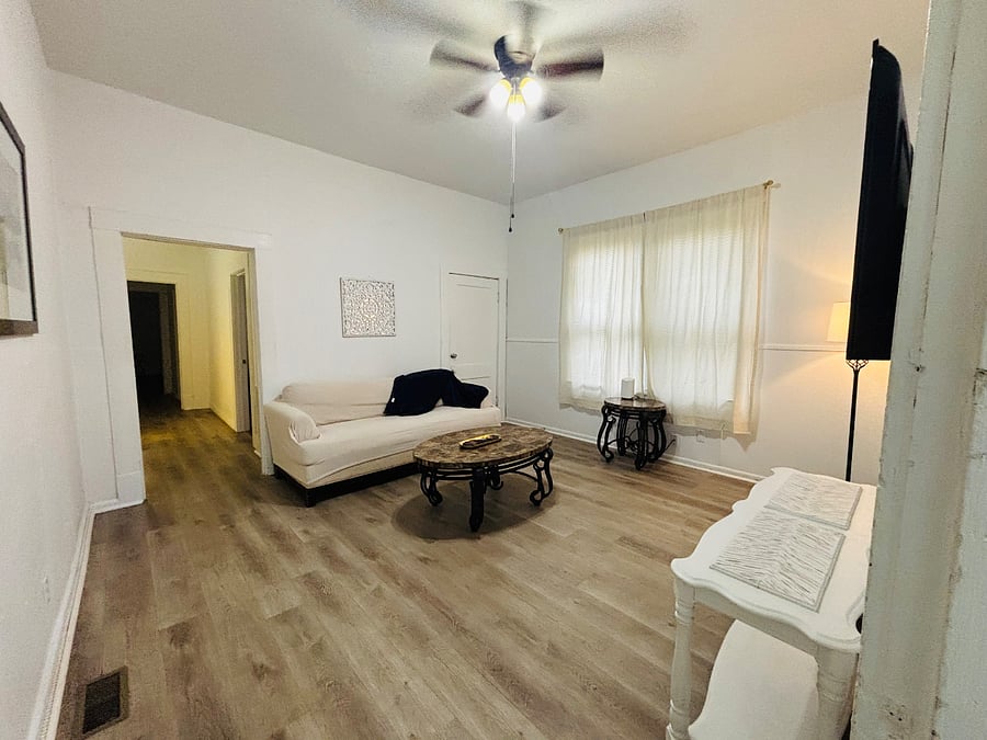 Furnished Finder property 1009597_1 photo 8