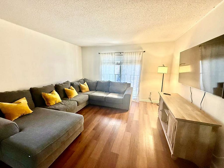 Furnished Finder property 1009607_1 photo 4