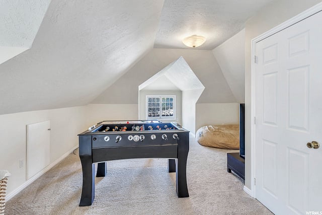 3rd Floor - TV and Games Included
