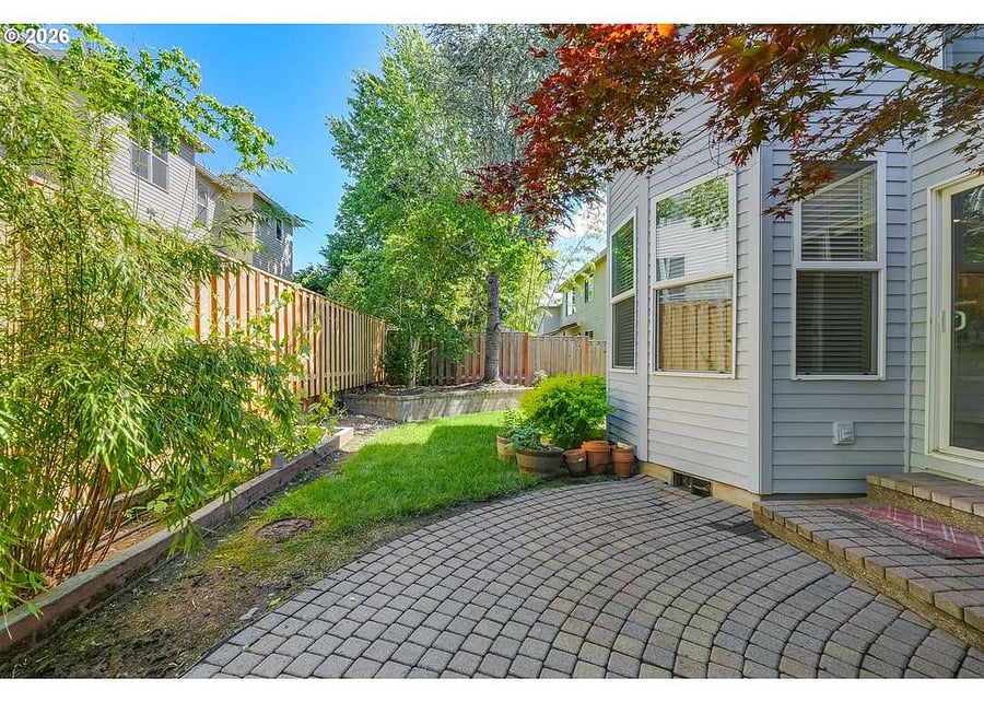Furnished Finder property 1009622_1 photo 2