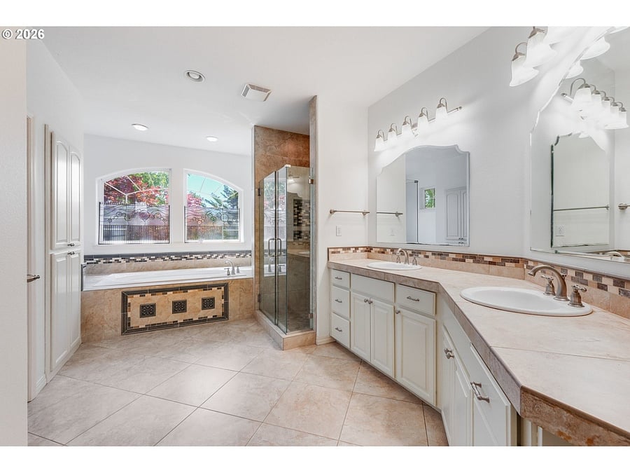 Furnished Finder property 1009622_1 photo 14