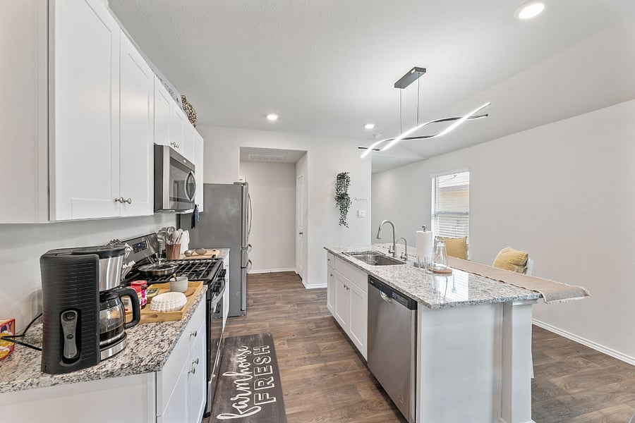 Furnished Finder property 1009623_1 photo 10