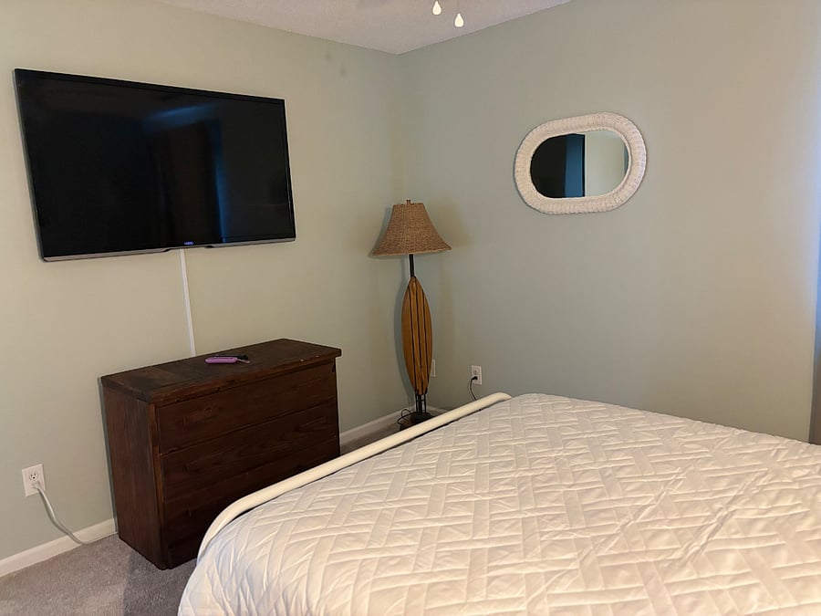 Additional view of queen bedroom