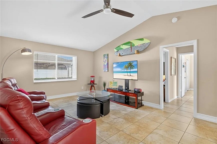 Furnished Finder property 1009641_1 photo 14