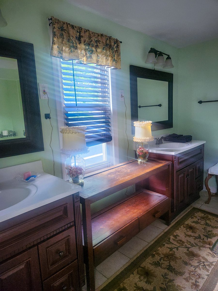 Furnished Finder property 1009646_1 photo 19
