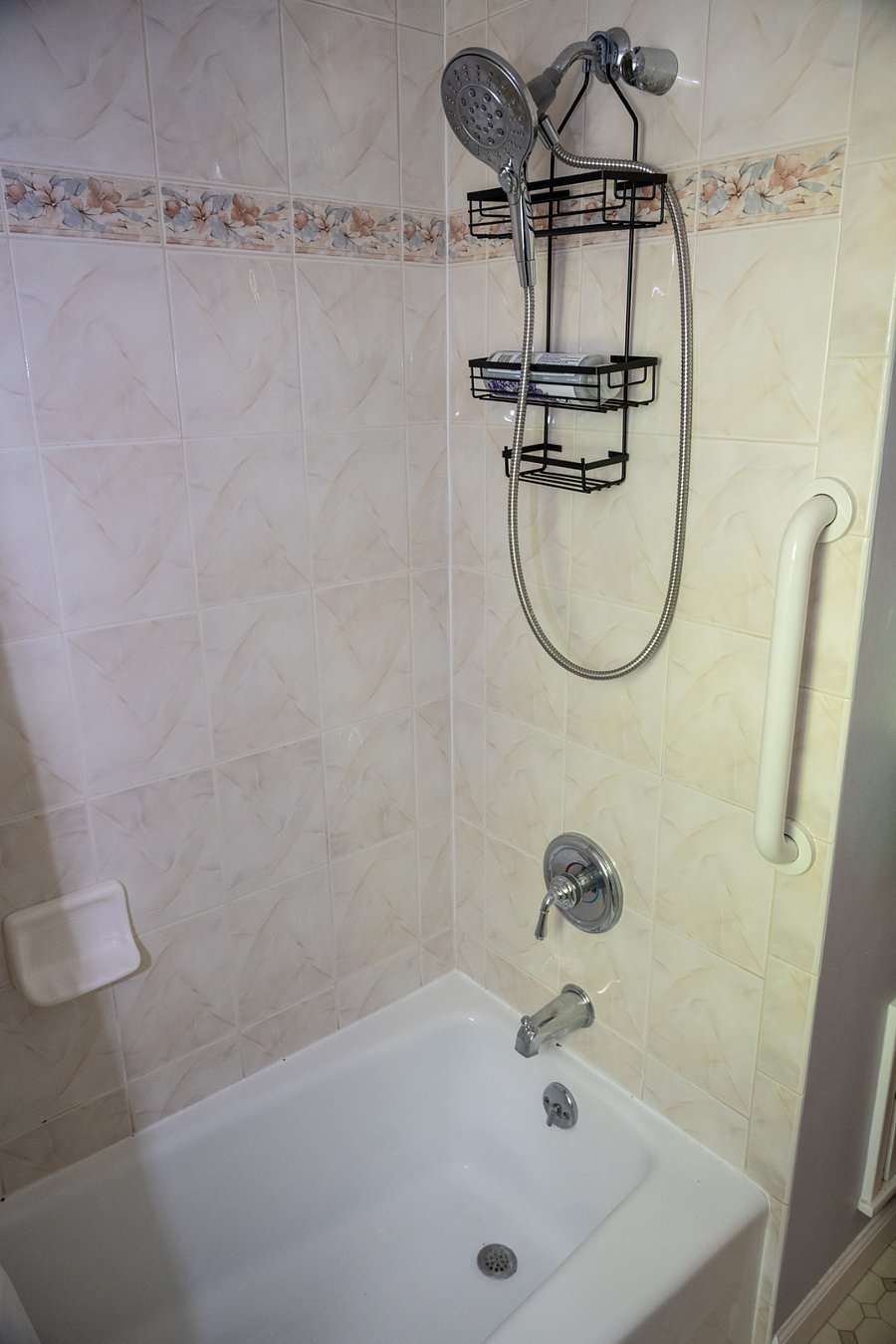 Furnished Finder property 1009658_1 photo 13