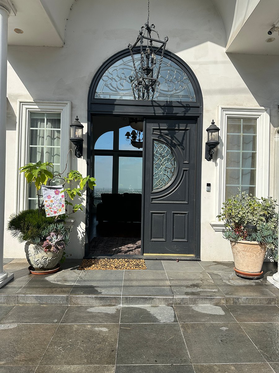Furnished Finder property 1009670_1 photo 16