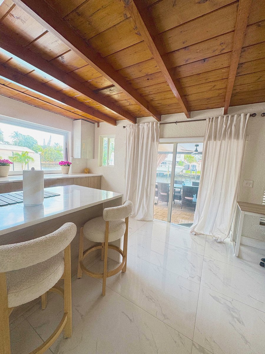 Furnished Finder property 1009678_1 photo 23