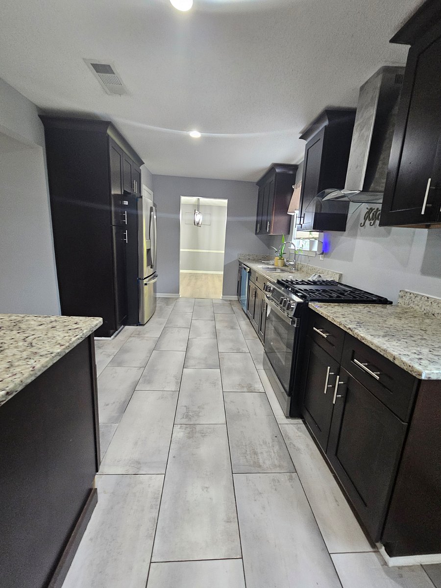 Furnished Finder property 1009687_1 photo 15