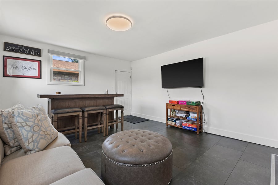 Furnished Finder property 1009693_1 photo 11