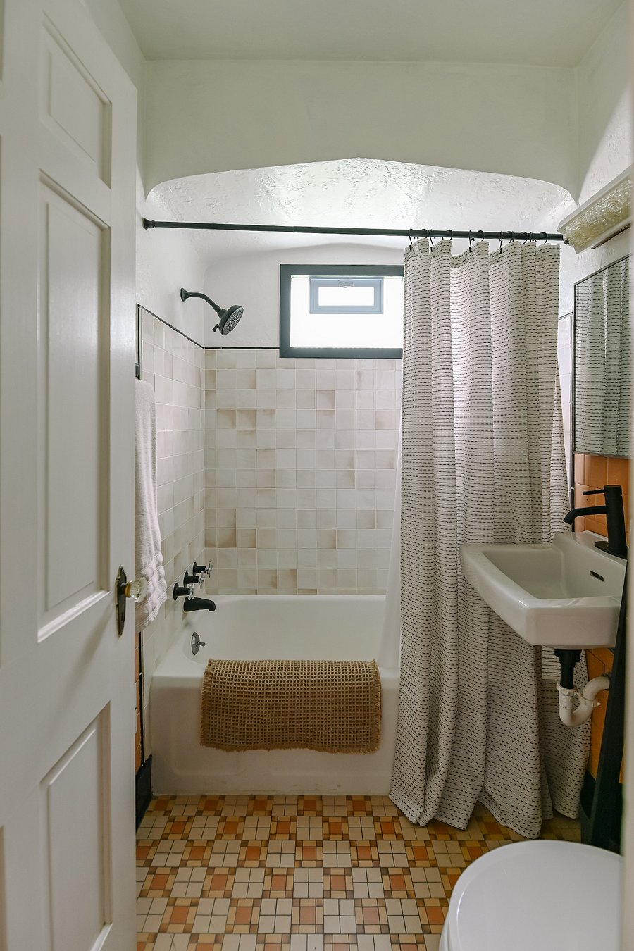 Furnished Finder property 1009707_1 photo 16