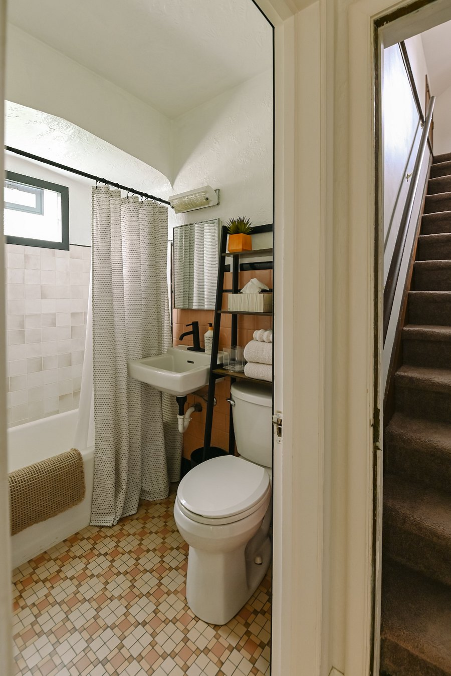 Furnished Finder property 1009707_1 photo 15