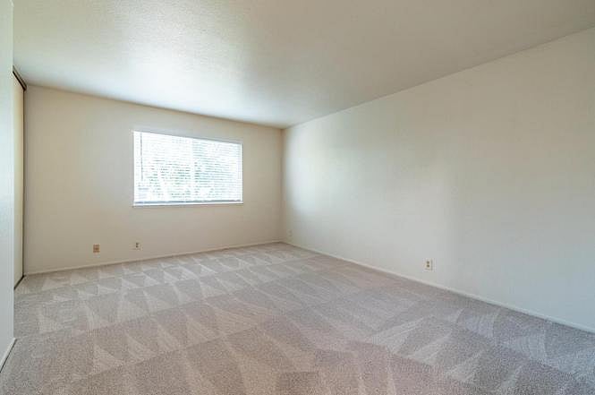 Furnished Finder property 1009740_1 photo 3
